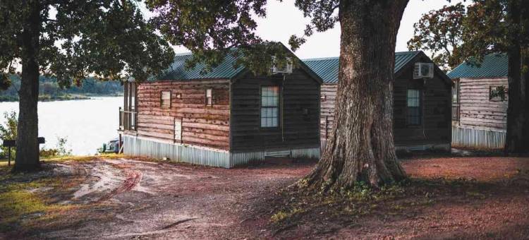 柳柳泉码头(Willow Springs Marina)图片