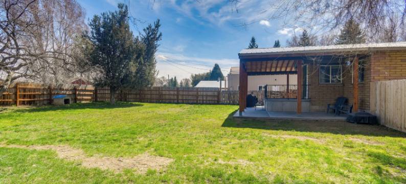 雷克斯堡逃逸 w/ 围栏庭院 + 有顶露台！(Rexburg Escape w/ Fenced Yard + Covered Patio!)图片
