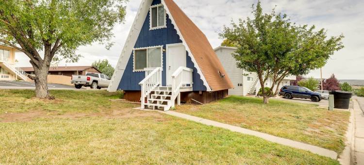 迷人的埃文斯顿A型房：狗狗友好！(Charming Evanston A-Frame Dog Friendly!)图片