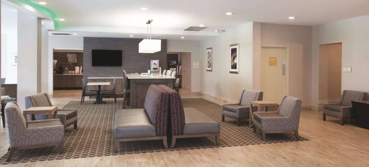 威廉斯堡历史区拉昆塔温德姆套房酒店(La Quinta Inn & Suites by Wyndham Williamsburg Historic Area)图片