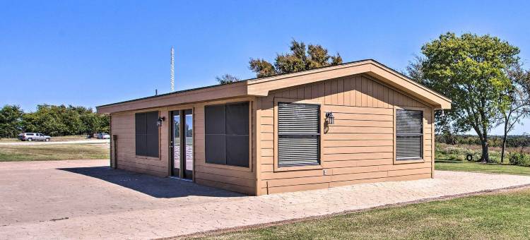 宠物友好的高效小屋，配有游泳池！(Pet-Friendly Efficiency Cottage w/ Pool!)图片