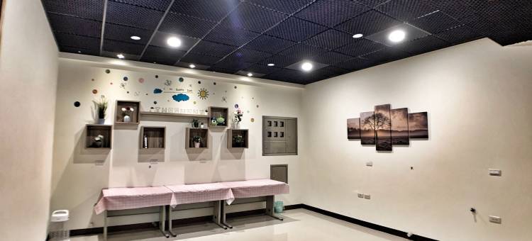 映旅店图片