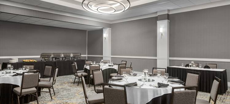 迈尔斯堡钟楼购物区希尔顿逸林酒店及度假村(Doubletree by Hilton Fort Myers at Bell Tower Shops)图片