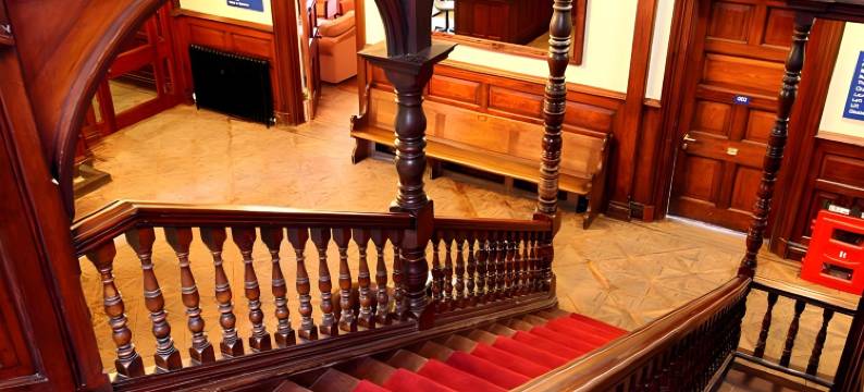 瑞士小屋帕玛旅馆(Palmers Lodge Swiss Cottage)图片