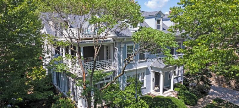 广场更南之地城市旅馆(Southmoreland on the Plaza an Urban Inn)图片