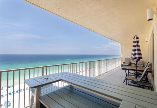 Wondrous Oceanfront Condo with Free Poolside WiFi - Unit 1105 by RedAwning Hotel Overview