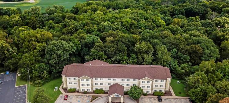 东莫林舒适套房酒店 - 近 I-80(Comfort Inn & Suites East Moline Near I-80)图片