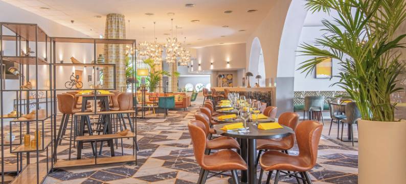 锡凯斯非赫尔瓦尔城堡酒店(Castrum Hotel Székesfehérvár)图片