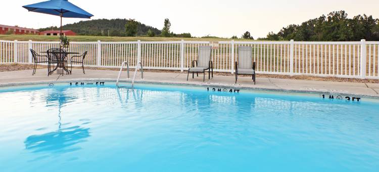 智选假日套房酒店山家(Holiday Inn Express & Suites Mountain Home)图片