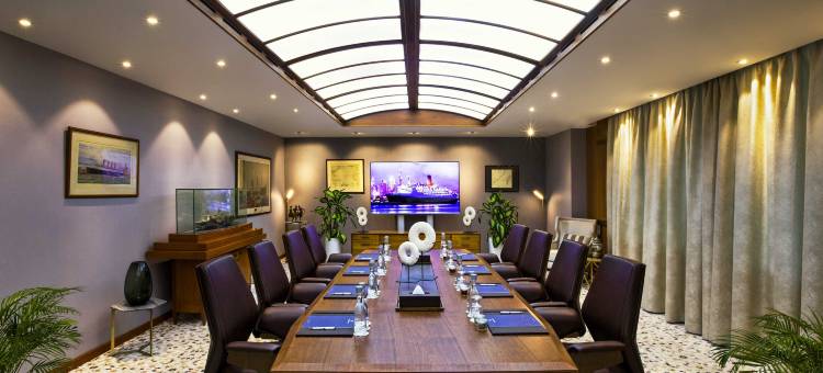 伊丽莎白女王二世酒店(Queen Elizabeth 2 Hotel)图片