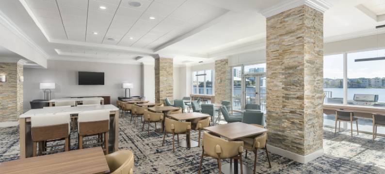 迈阿密机场蓝色泻湖Homewood套房酒店(Homewood Suites by Hilton Miami - Airport/Blue Lagoon)图片