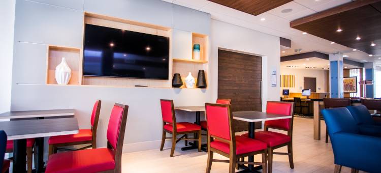 里霍博斯比奇智选假日套房酒店(Holiday Inn Express & Suites REHOBOTH BEACH by IHG)图片