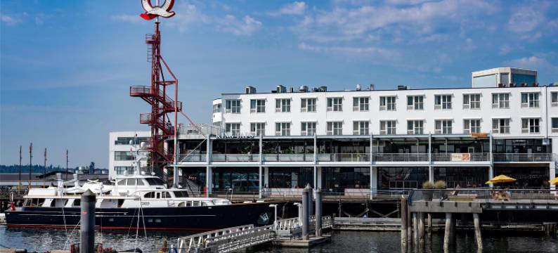 科斯特朗斯代尔码头酒店(Coast Lonsdale Quay Hotel)图片