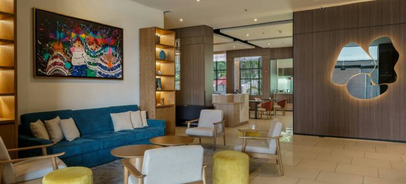 巴拿马城地铁购物中心万怡酒店(Courtyard Panama Metromall)图片