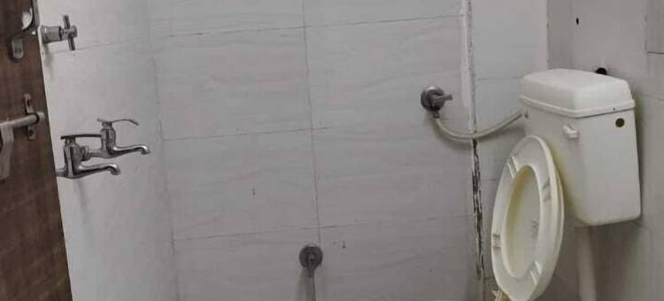 特里什拉旅馆与膳宿公寓(Hotel Trishla Inn Lodging & Boarding)图片