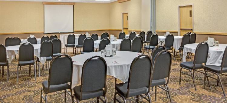 俾斯麦温德姆华美达酒店(Ramada by Wyndham Bismarck)图片