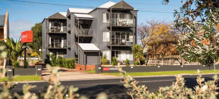 贝尔维尤市湖泊酒店(Bellevue on the Lakes)图片