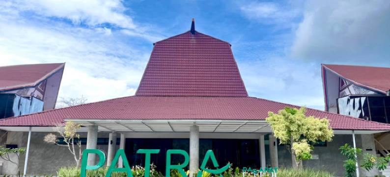 不拉巴帕特拉舒适酒店(Patra Comfort Parapat)图片