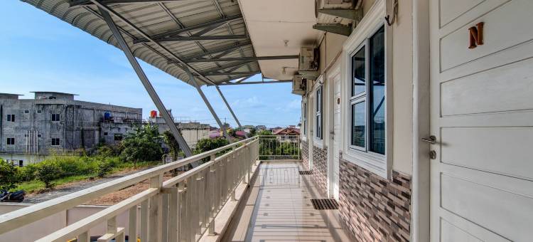 奥酒店 普特里家庭旅馆 靠近SPBU 14.282.694(艾尔希塔姆)(Hotel O Putri Homestay Syariah Near Spbu 14.282.694 (Air Hitam))图片