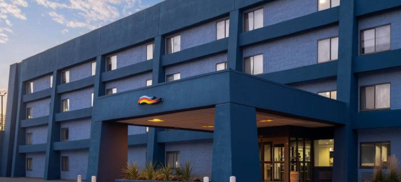 东达文波特温德姆戴斯酒店(Days Inn by Wyndham Davenport)图片