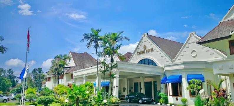 沃诺索博科莱斯纳酒店(Kresna Hotel Wonosobo)图片