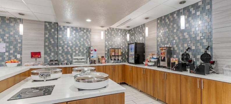 贝斯特韦斯特滑铁卢和锡达福尔斯行政公寓(Executive Residency by Best Western Waterloo  Cedar Falls)图片