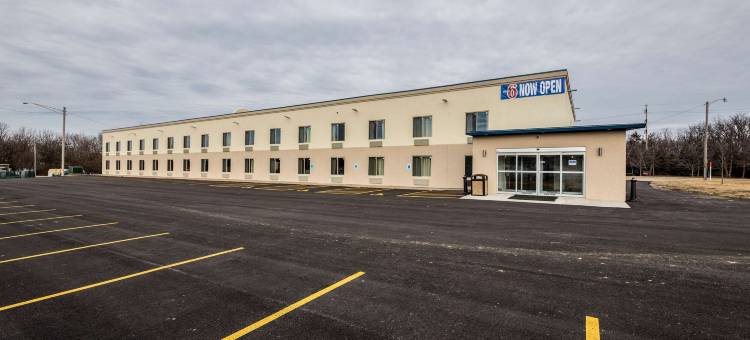 伊利诺伊伊皮奥里亚 6 号汽车旅馆(Motel 6 Peoria)图片