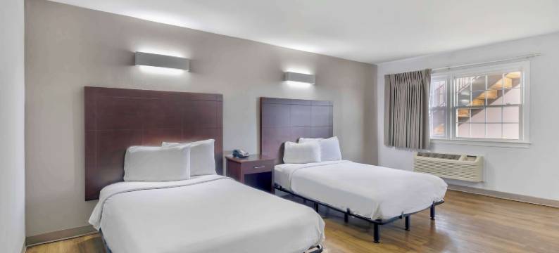 弗吉尼亚瀑布教堂 - 阿灵顿大道 6 号汽车旅馆(Motel 6 Falls Church, VA - Arlington Boulevard)图片