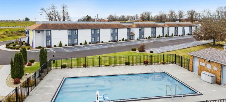 希尔顿Spark阿宾登岛I-81近展览场(Spark by Hilton Abingdon I-81 Near Fairgrounds)图片