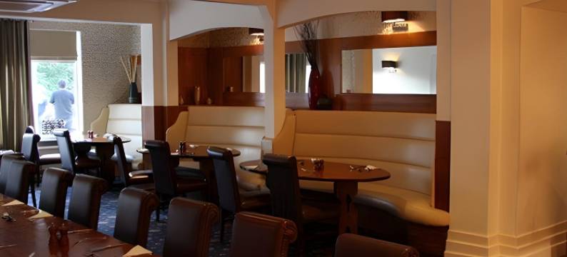 The Oaklands Hotel图片