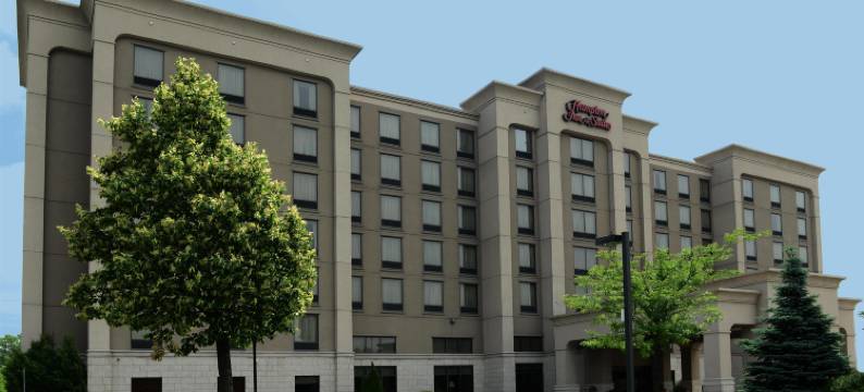 温莎希尔顿欢朋套房酒店(Hampton Inn and Suites by Hilton Windsor)图片