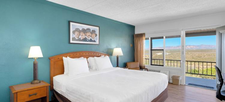 贝斯特韦斯特SureStay精选图姆斯顿瞭望山林小屋(Tombstone Lookout Lodge, SureStay Collection by Best Western)图片