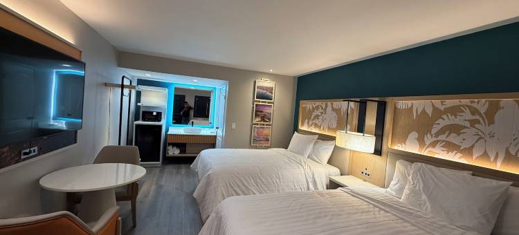 港湾旅馆(Harbor Bay Inn)图片