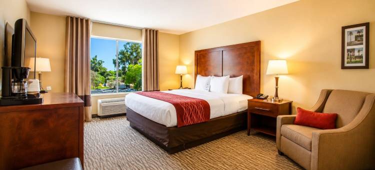 波莫纳展览中心舒适酒店(Comfort Inn Pomona Near Fairplex)图片