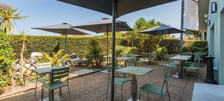 比亚里茨机场钟楼酒店(Campanile NATURE - Biarritz)图片
