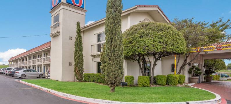 达拉斯市场中心6号汽车旅馆(Motel 6 Dallas, TX - Market Center)图片