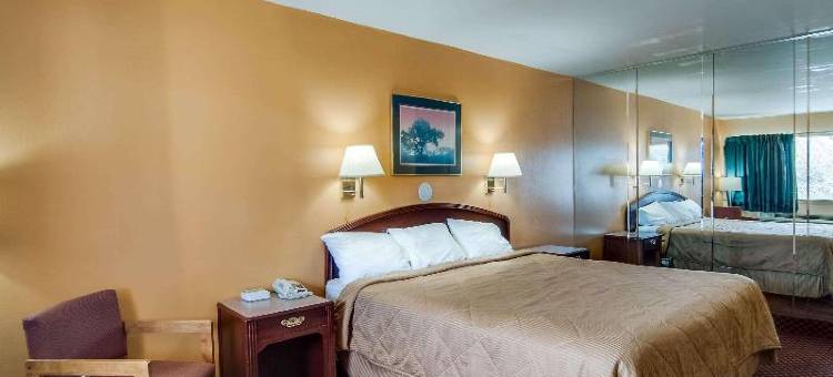 伊克诺旅馆，邻近布尔菲尔德学院(Econo Lodge Near Bluefield College)图片