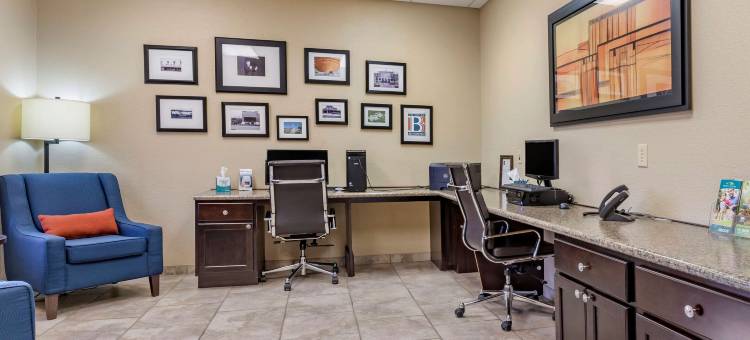 本顿维尔- 水晶桥舒适酒店(Comfort Inn Bentonville - Crystal Bridges)图片