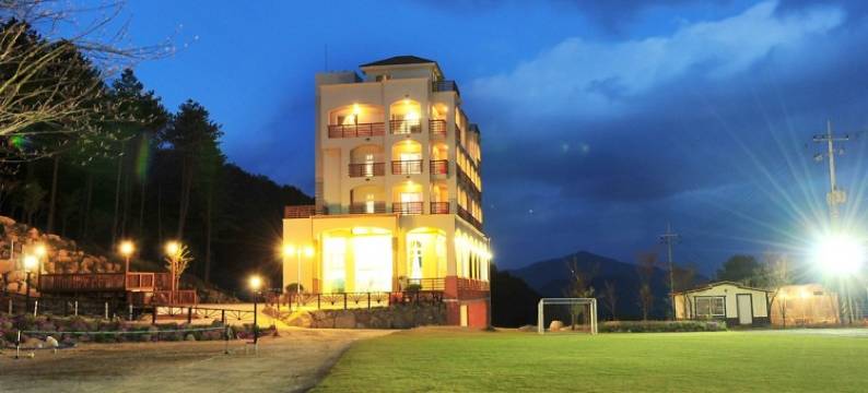 Gapyeong Chukryeongsan Hidden Valley Pension图片