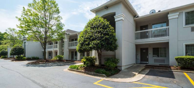 莫泰尔6德卢斯，GA- 亚特兰大- 格温内特地方(Motel 6 Duluth, GA - Atlanta - Gwinnett Place)图片