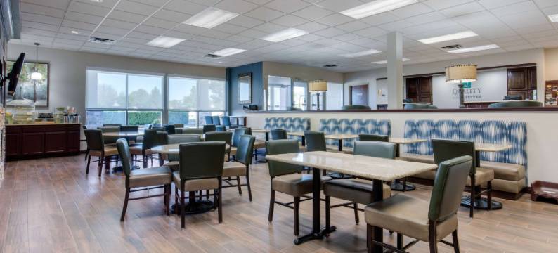 芒廷霍姆北凯艺套房酒店(Quality Inn & Suites Mountain Home North)图片