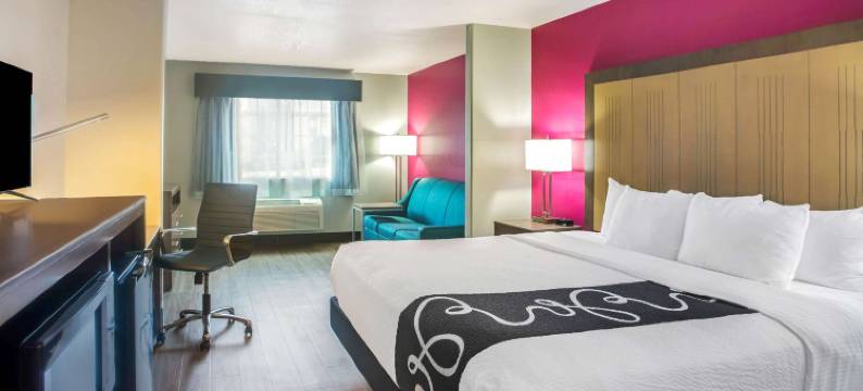 史密斯堡拉昆塔温德姆套房酒店(La Quinta Inn & Suites by Wyndham Fort Smith)图片