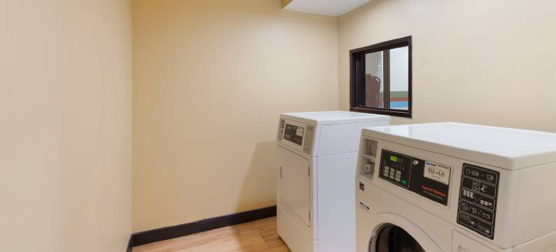 哥伦布红顶套房酒店-西布罗德(Red Roof Inn & Suites Columbus - West Broad)图片