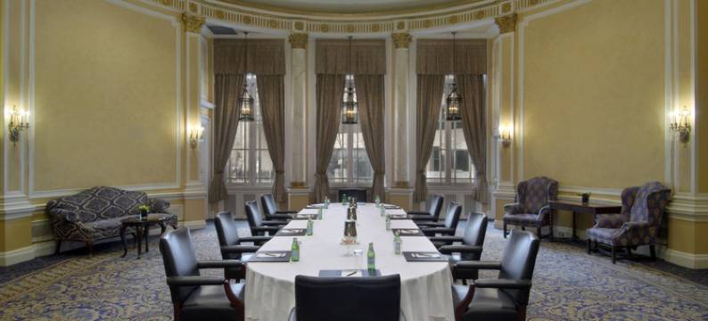 费尔蒙特帕利泽酒店(Fairmont Palliser)图片