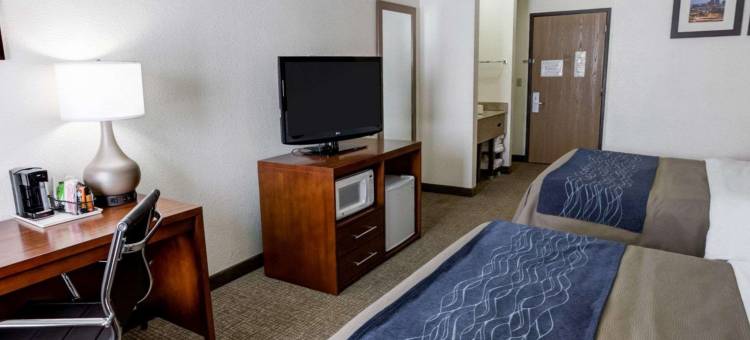 科尔尼利伯蒂舒适酒店(Comfort Inn Kearney - Liberty)图片