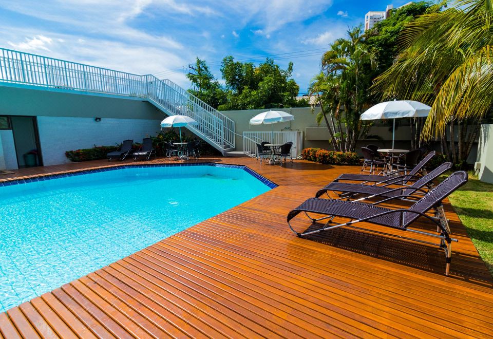 Hotel Deville Prime CuiabáOver view