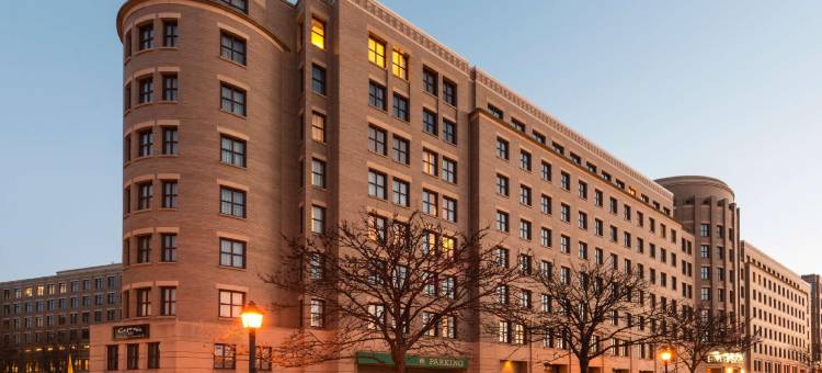 亚历山德里亚旧城希尔顿安泊酒店(Embassy Suites by Hilton Alexandria Old Town)图片