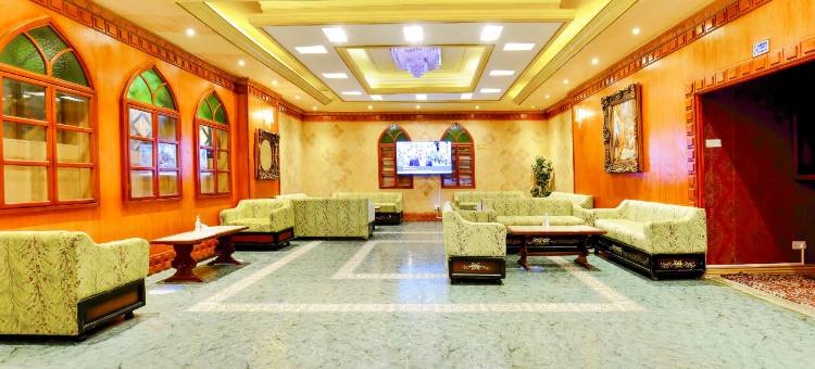 首都O 125月亮广场酒店(Capital O 125 Moon Plaza Hotel)图片