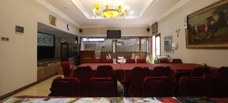 红门酒店@锡波戈波哥尔(Collection O Puncak Bogor Near Taman Safari Indonesia Formerly Hotel Andalus)图片