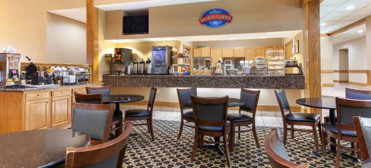 印第安纳州富兰克林美吟温德姆套房酒店(Baymont Inn and Suites by Wyndham Franklin, Indiana)图片